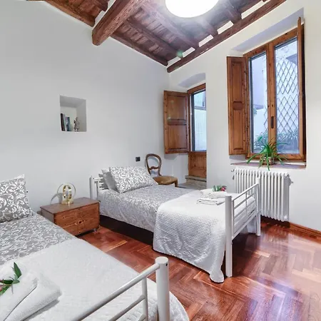 Apartment Lacosta Near Ponte Vecchio Florence Exterior photo